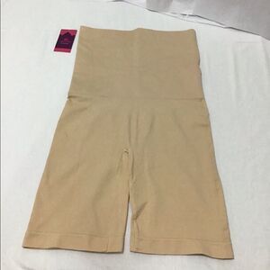 EMPETUA Beige High-Waisted Shaper Short Body Shape Wear New With Tag Size XXXL